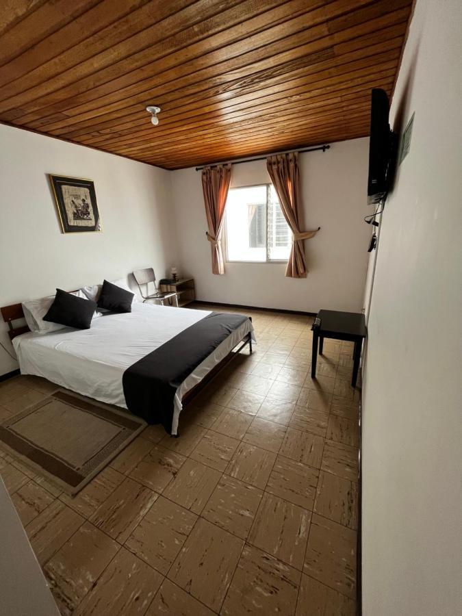 Hotel Alpino Armenia Buitenkant foto