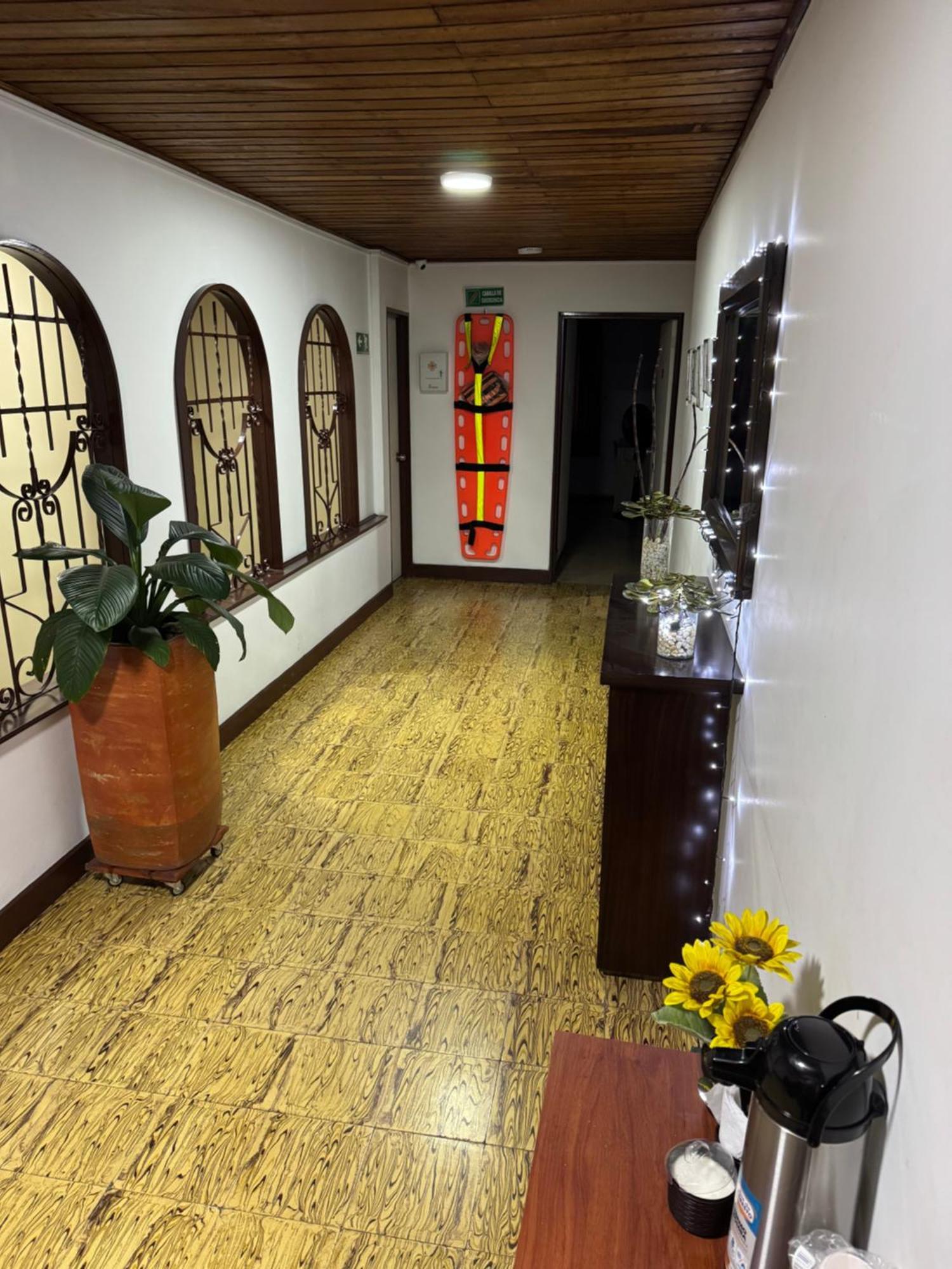 Hotel Alpino Armenia Buitenkant foto